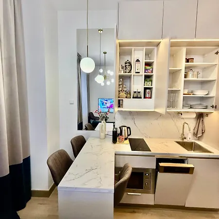 New, Quiet, Premium Design, Free Locked Parking * Riga